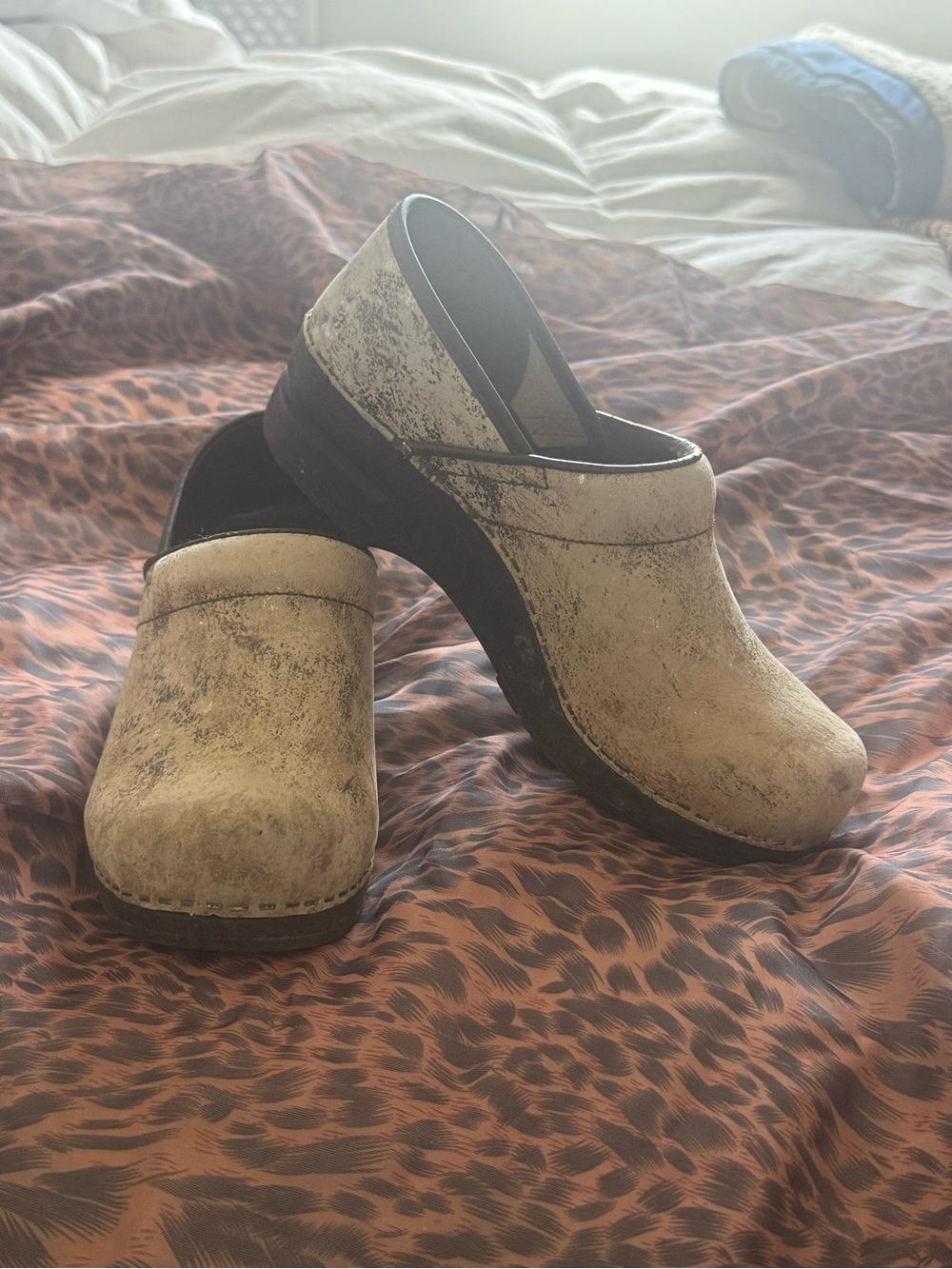 Sanita Professional Danish Clogs Beige Distressed Textured Leather, Size 38